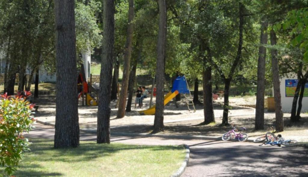 Camping Ocean Vacances Saint-Georges-de-Didonne Εξωτερικό φωτογραφία
